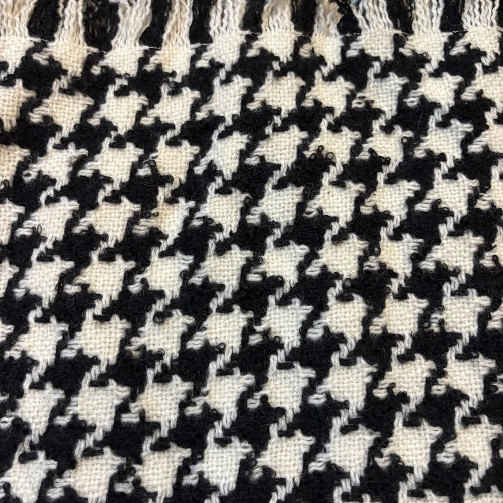 Vintage Charlotte Neuville Houndstooth Wool Mohair Scarf Wrap Shawl Fringe NWT‎